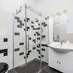 Base One Apartament